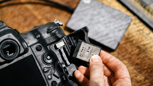 مقایسه ویژگی های فنی کارت حافظه CF و SD